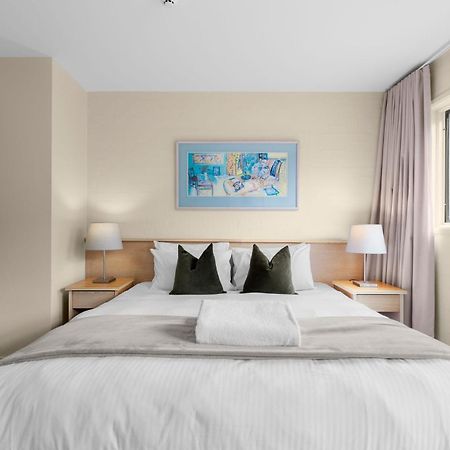 Village Green 2 Bedroom Loft Townhouse With Views Fireplace And Garage Parking Thredbo Eksteriør billede
